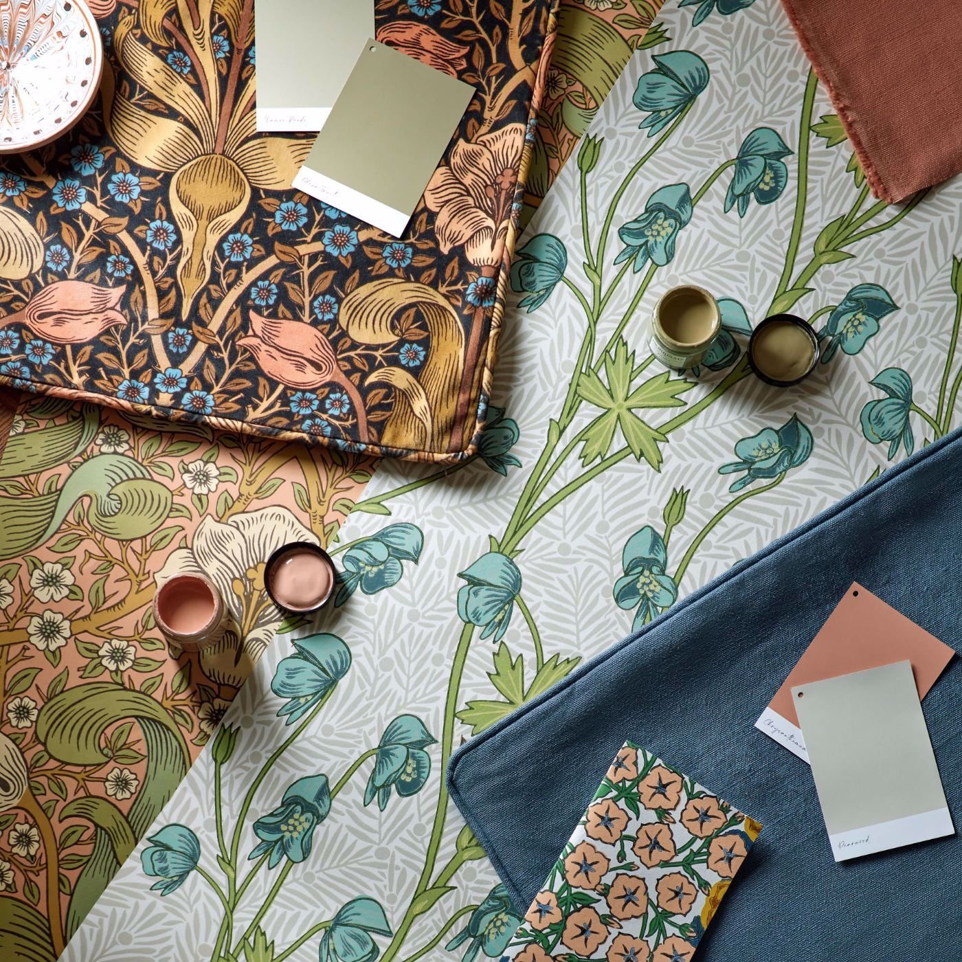 Campanula Wallpaper - Autumn Garden - 217353 - Morris & Co - Premier Wallcovering